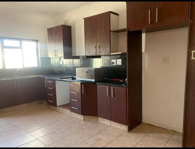 7 BEDROOM HOUSE FOR SALE IN BELGRAVIA